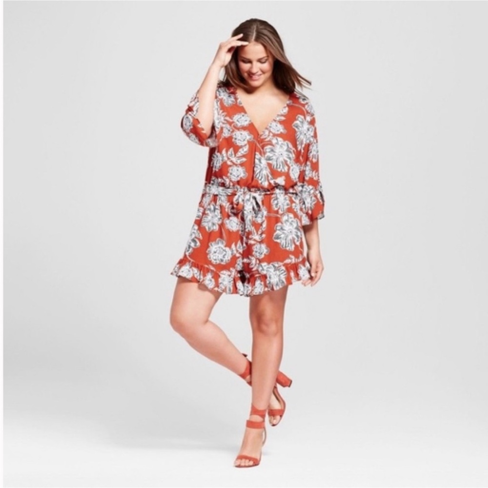 Who What Wear Burnt Orange Floral Flutter Romper